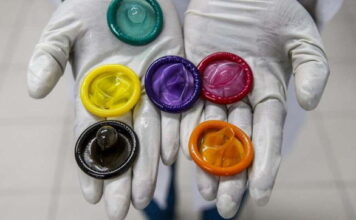 HIV vs SARS-COV2: il guanto di sfida è lanciato