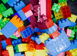 Immagine e carriera ai tempi dei social. La lezione dei Lego e della semplicità