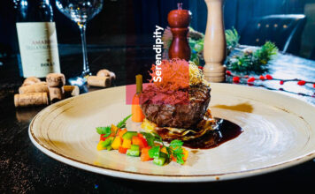 Filetto di manzo con patate sfogliate e porri